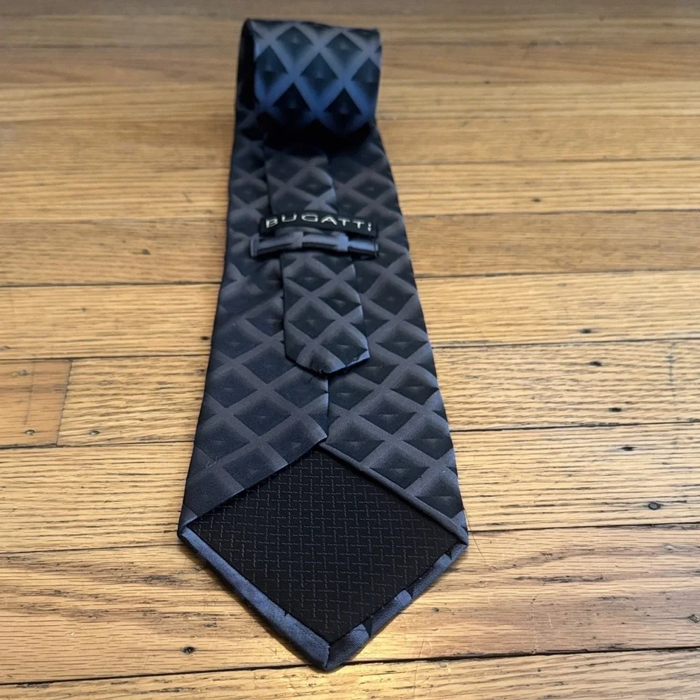 Bugatti sophisticated silk